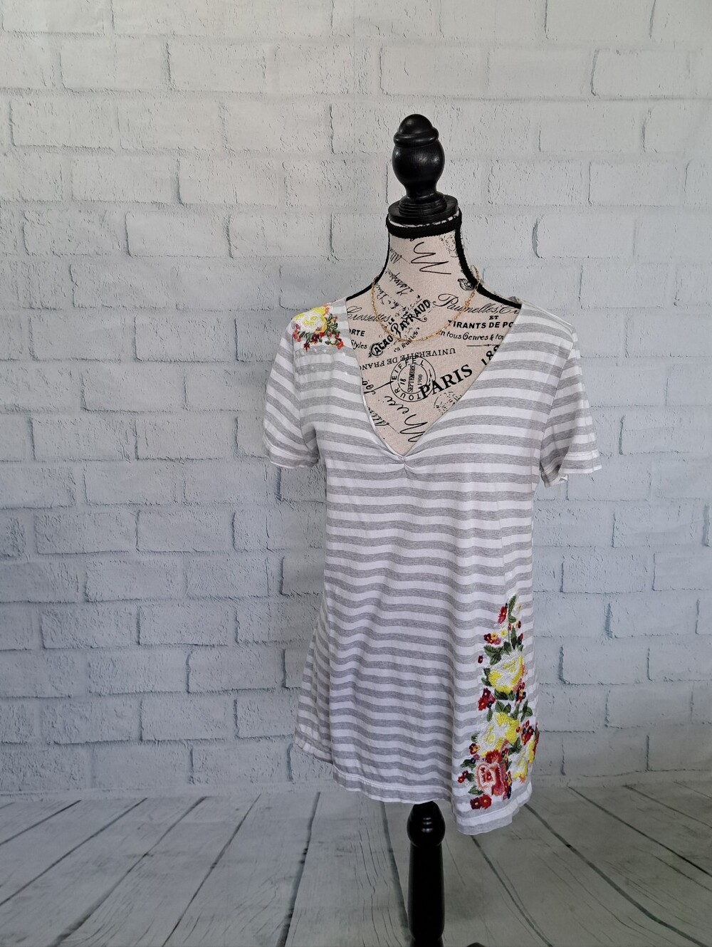 Johnny Was Embroidered Top